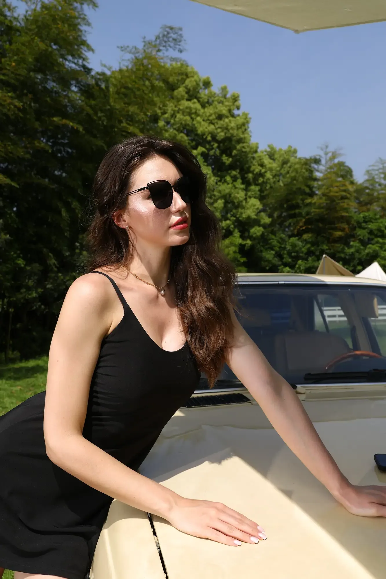 How to Choose a Sunglasses Manufacturer: A Buyer's Guide
