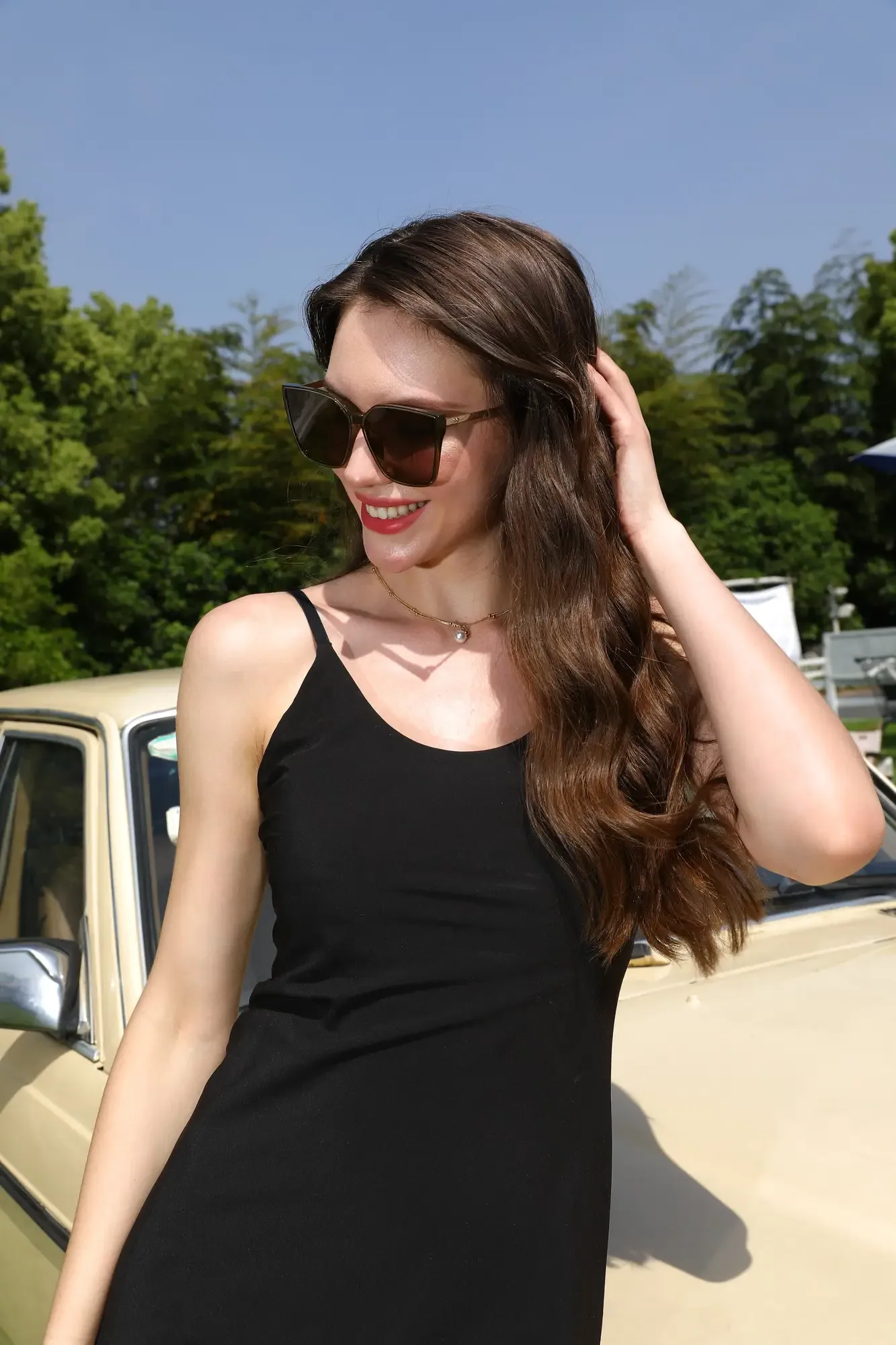 How to Measure Your Face to Find Your Sunglasses Size